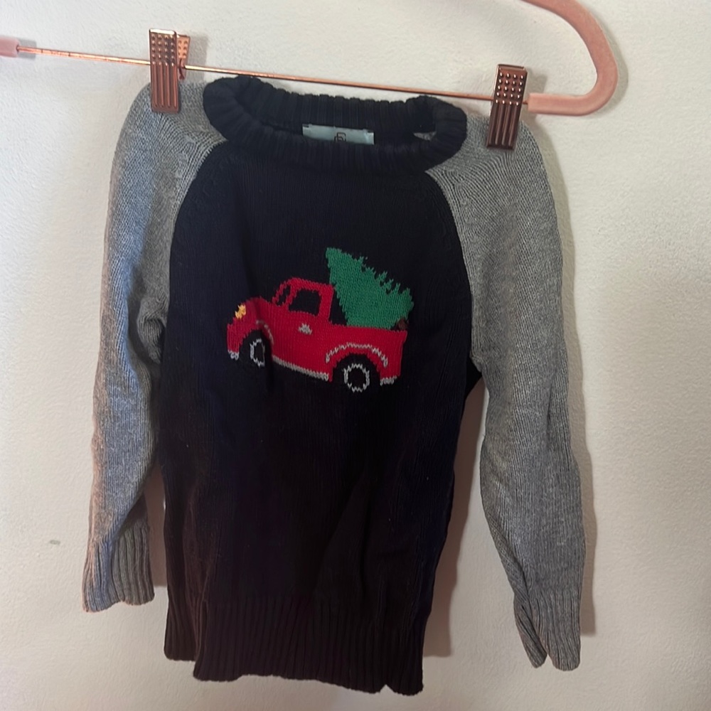 Class Club size 2T/3T boys sweater with car with tree